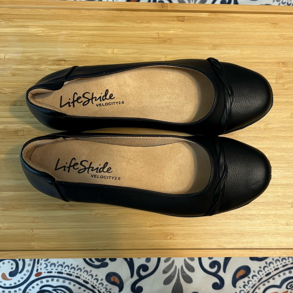 Life Stride Parigi Flats